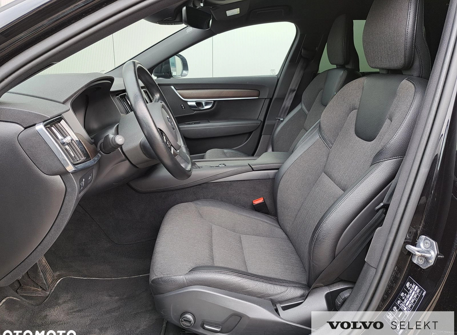 Volvo V90 Cross Country cena 179900 przebieg: 87762, rok produkcji 2020 z Świdnik małe 277